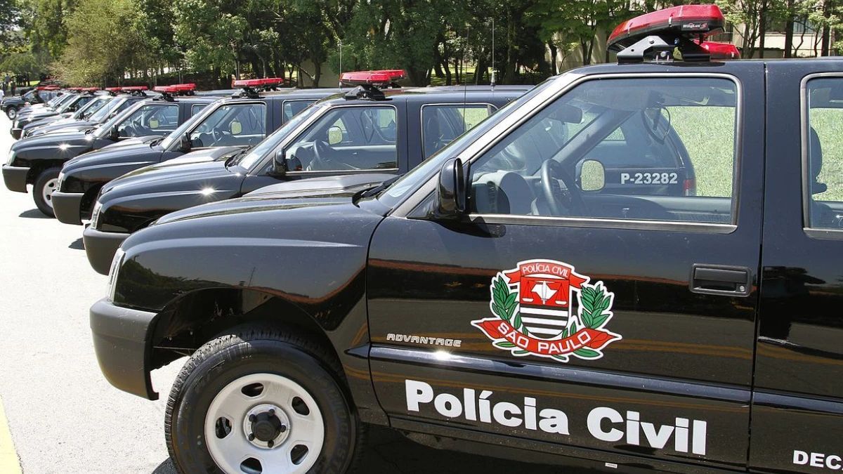 mulher encontrada em piscina de motel